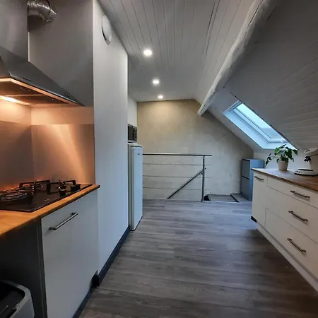 Privees Au Calme Avec Espaces Partages *