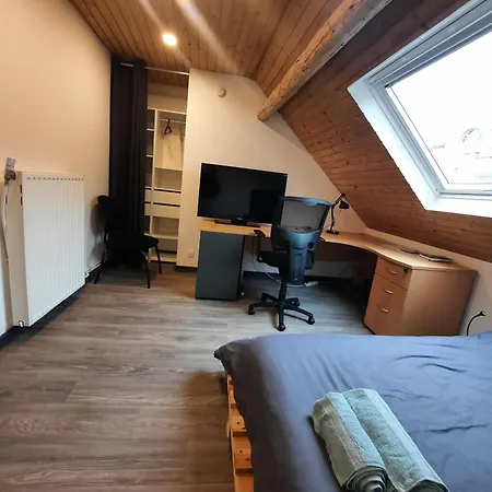 Privees Au Calme Avec Espaces Partages Homestay szállás