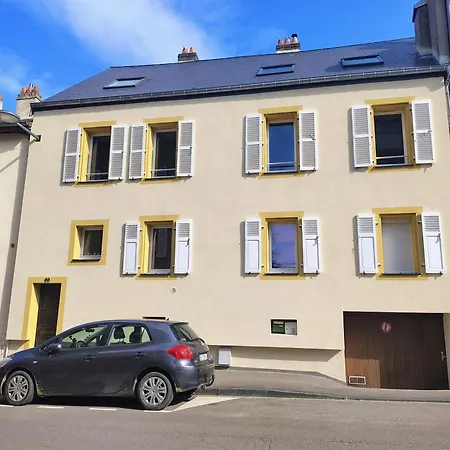 Privees Au Calme Avec Espaces Partages منزل للإقامة