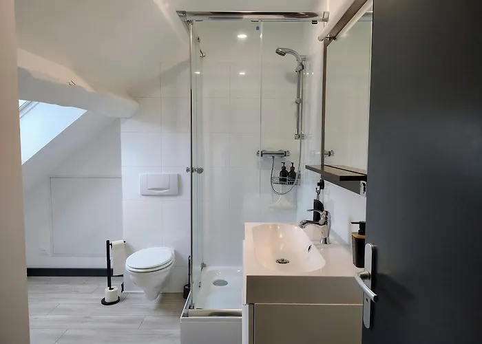 Privees Au Calme Avec Espaces Partages